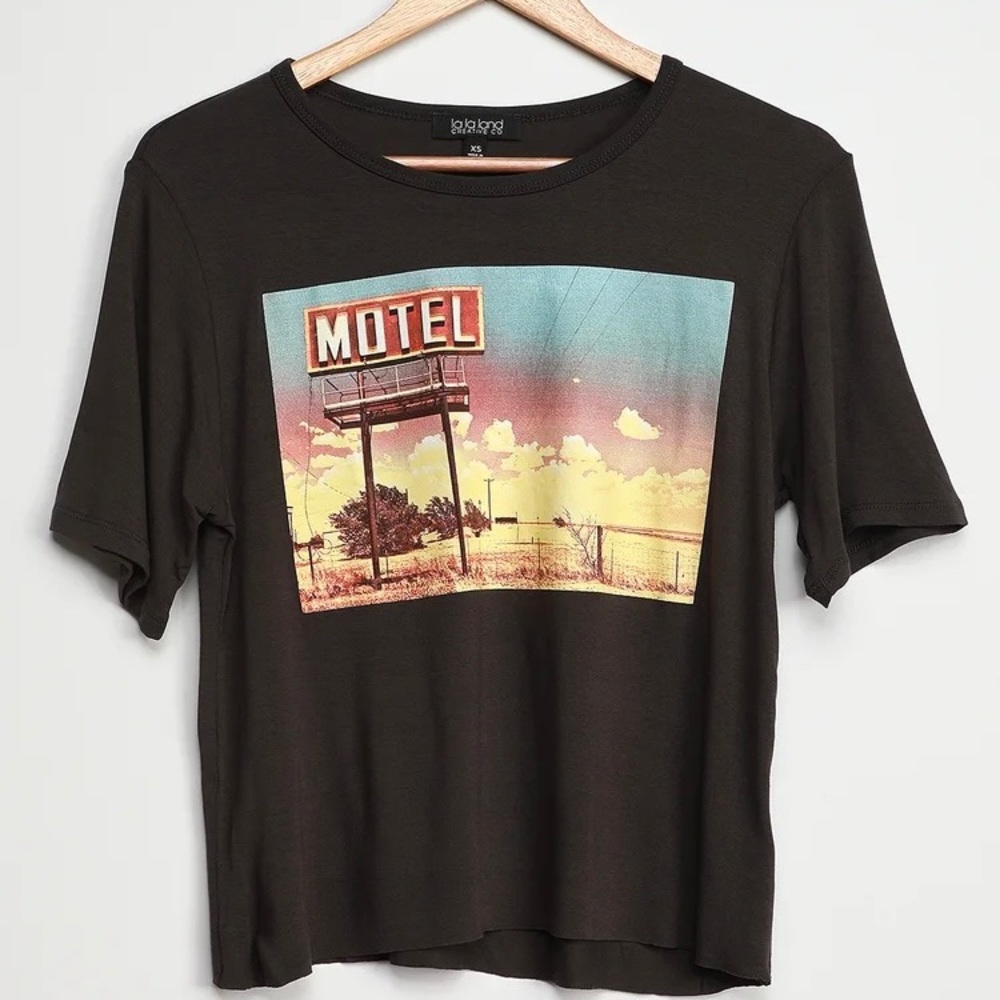 Motel Graphic Tshirt